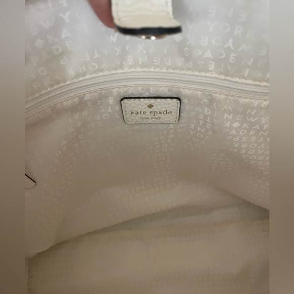 Kate Spade ♠️ White Leather Tote Bag - Picture 4 of 8